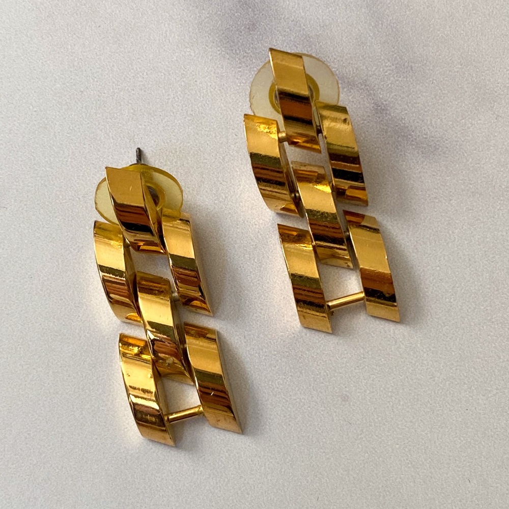 Link Earrings